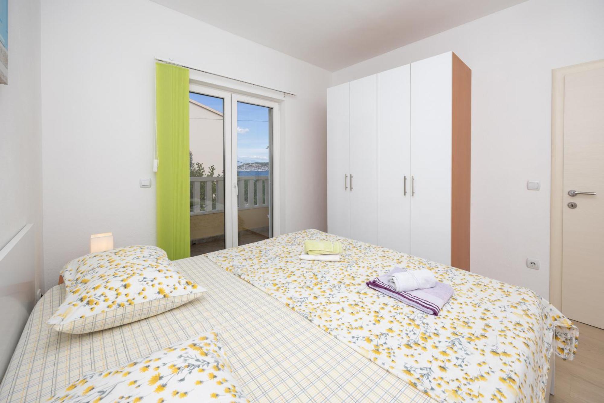 Apartman Markulin โตรกีร์ ภายนอก รูปภาพ