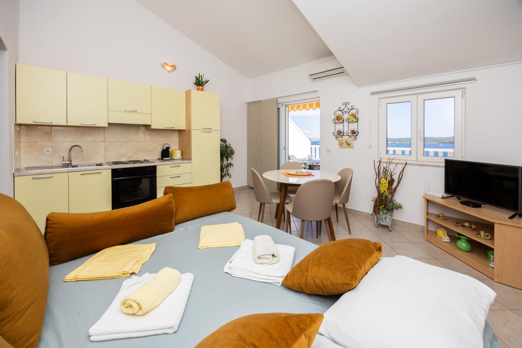 Apartman Markulin โตรกีร์ ภายนอก รูปภาพ