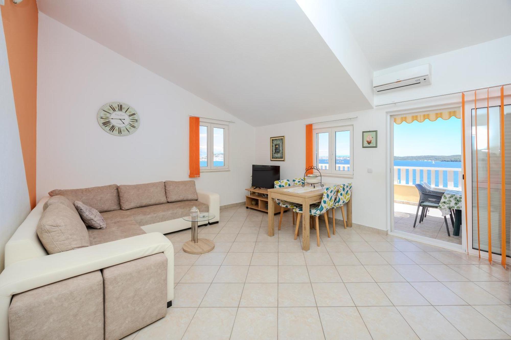Apartman Markulin โตรกีร์ ภายนอก รูปภาพ