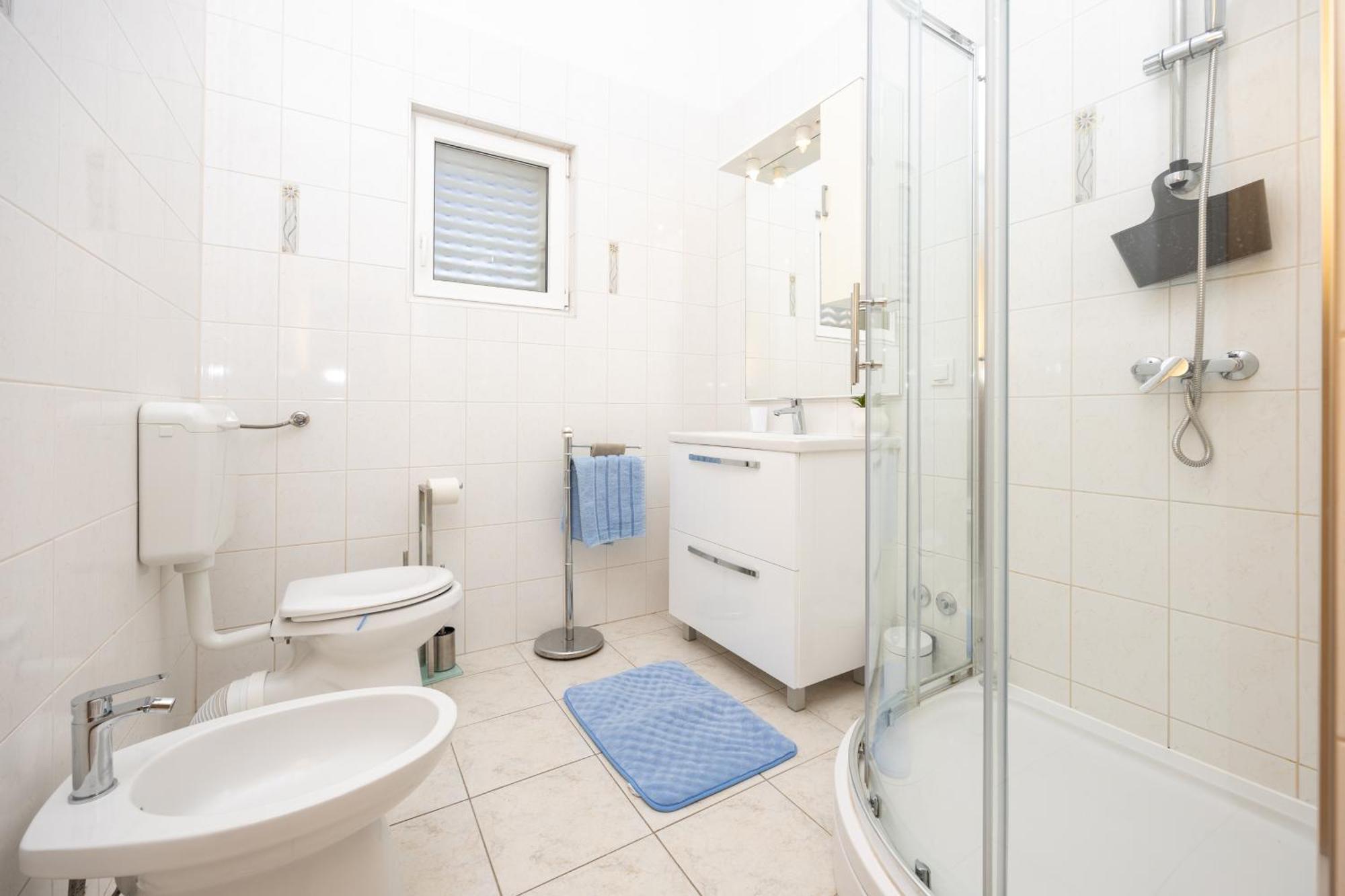 Apartman Markulin โตรกีร์ ภายนอก รูปภาพ