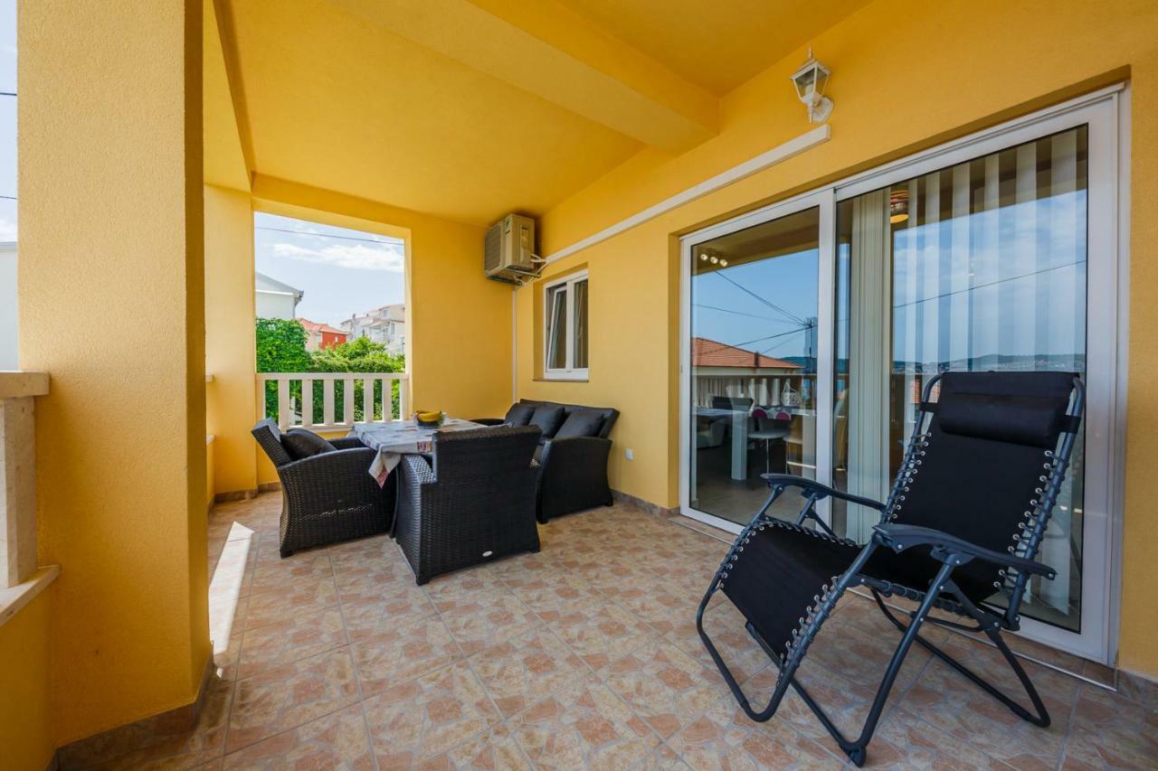 Apartman Markulin โตรกีร์ ภายนอก รูปภาพ