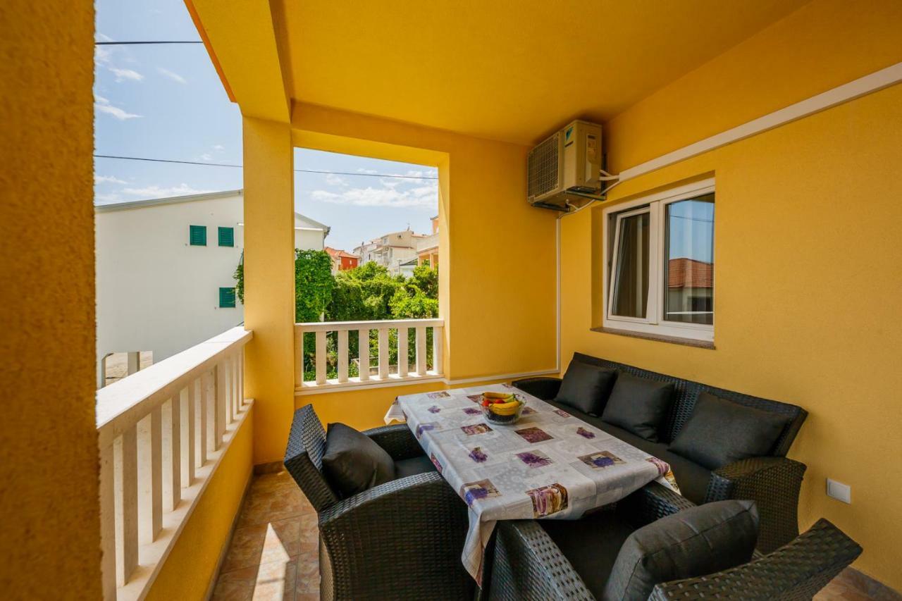 Apartman Markulin โตรกีร์ ภายนอก รูปภาพ