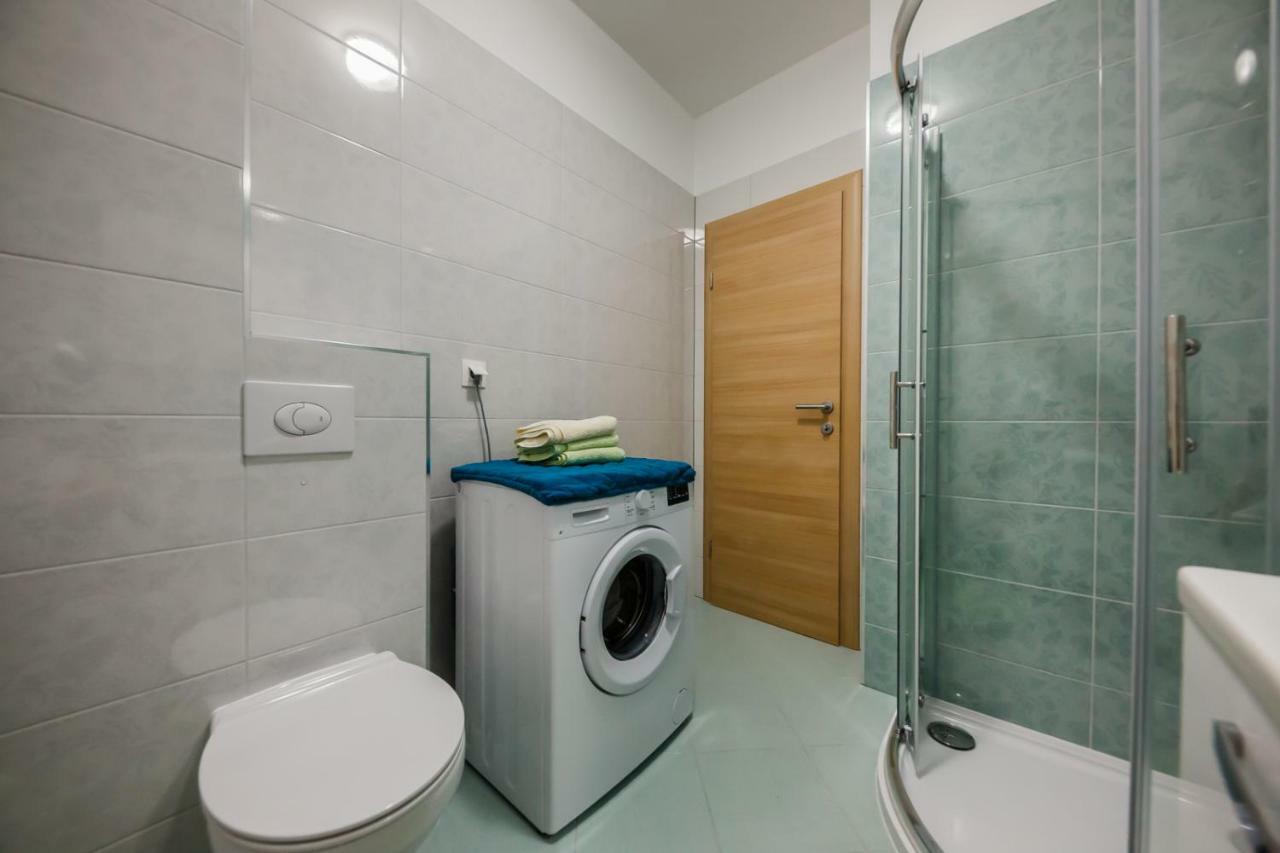 Apartman Markulin โตรกีร์ ภายนอก รูปภาพ