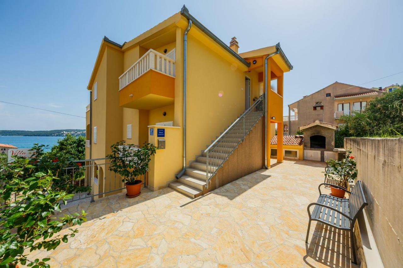 Apartman Markulin โตรกีร์ ภายนอก รูปภาพ