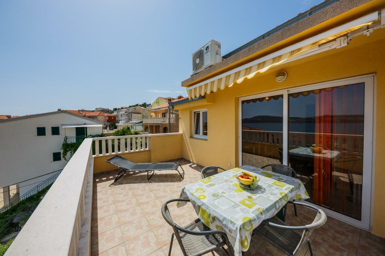 Apartman Markulin โตรกีร์ ภายนอก รูปภาพ
